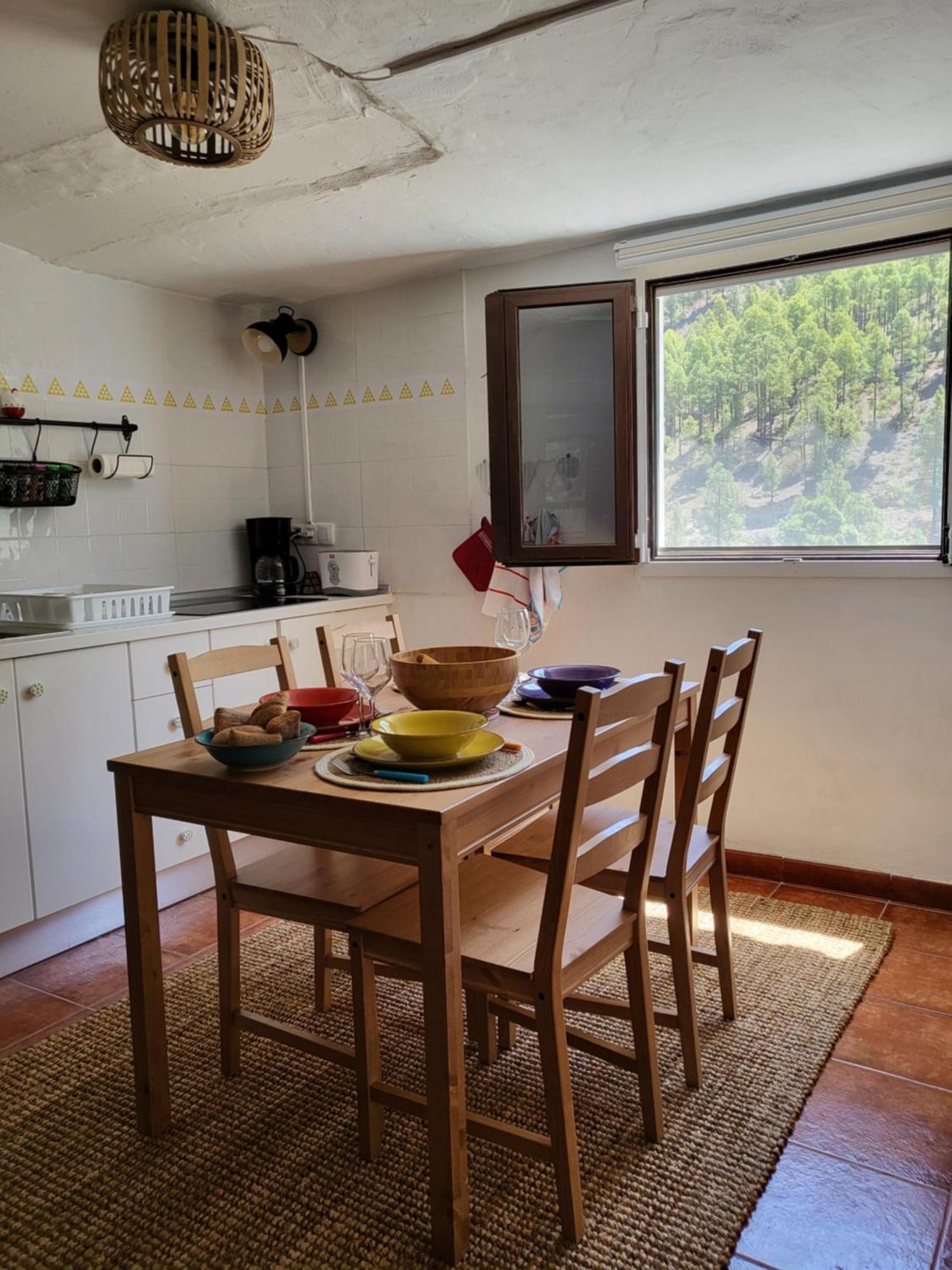 Casa Rural Los Pinares El Juncal De Tejeda Kültér fotó
